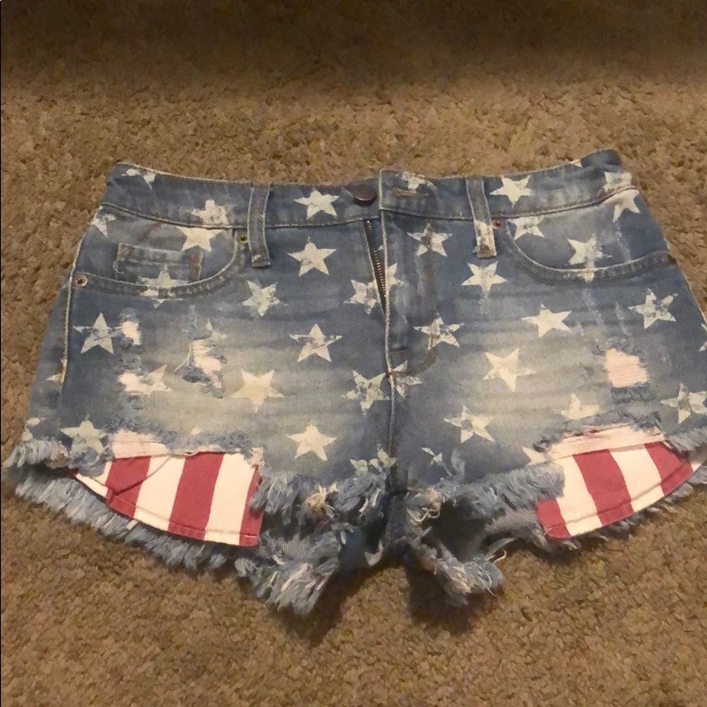 🚫SOLD🚫 Shorts with American Flag Print